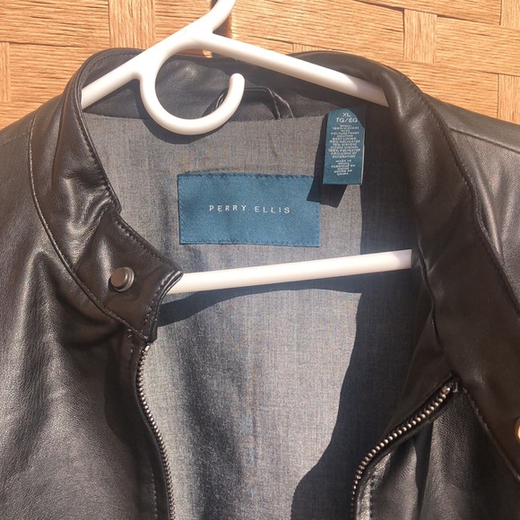 Perry Ellis Faux Leather Motorcycle Jacket - Black - XL worn once - Picture 3 of 5